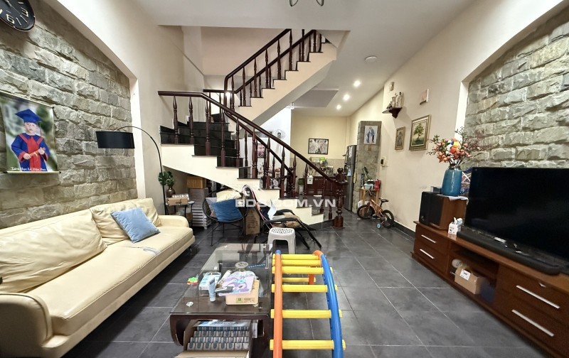 Siêu phẩm Hẻm Ô TÔ 6m thông, nhà Đẹp 3 Tầng P.12 Tân Bình 4.75x12m 57m2, 3PN. Chỉ 12.2 Tỷ.